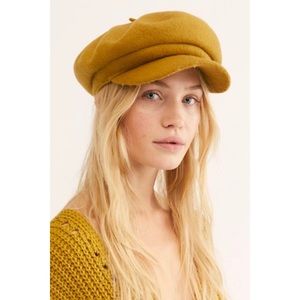 FP Brixton Tan Brim Beret NWOT
